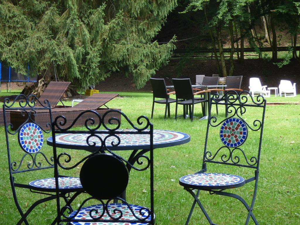 Wald Villa Uessbach Alf Bilik gambar
